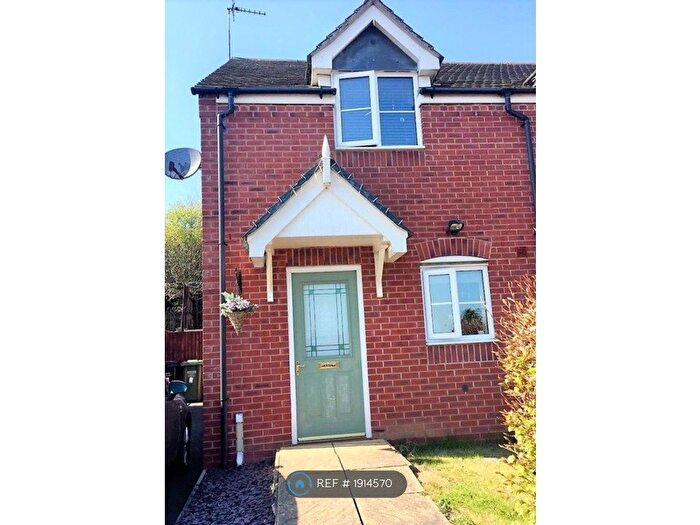 2 Bedroom Semi Detached House To Rent In Hawthorn Rise, Tibberon, WR9