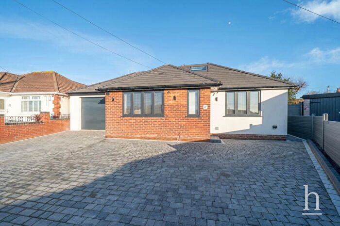 4 Bedroom Detached House For Sale In Waterford Drive, Little Neston, CH64
