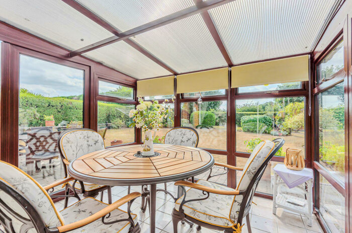 4 Bedroom Bungalow For Sale In York Drove, Nomansland, Salisbury, Wiltshire, SP5