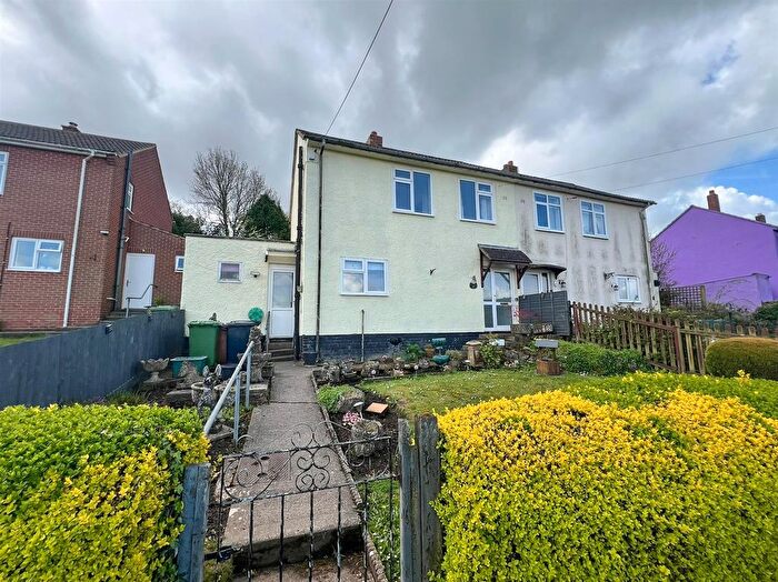 3 Bedroom Semi-Detached House For Sale In Highfield Road, Ruardean, GL17