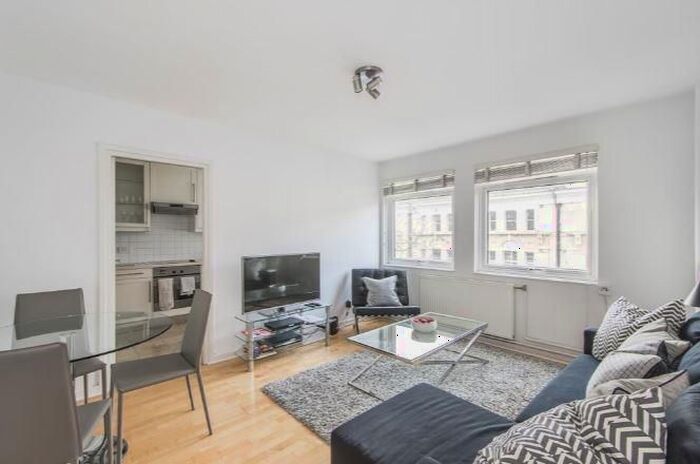 2 Bedroom Flat To Rent In Marylebone High Street, Marylebone, London, W1U