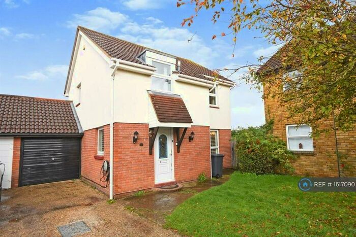 4 Bedroom Detached House To Rent In Millson Bank, Chelmsford, CM2