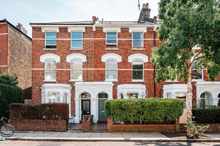 1 Bedroom Flat For Sale In Cornwall Road, Hornsey, N4