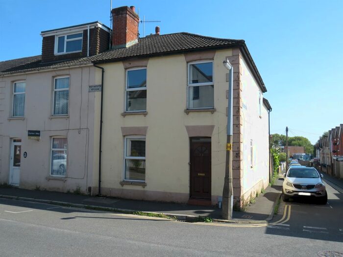 3 Bedroom Semi-Detached House To Rent In Waterloo Road, Salisbury, SP1