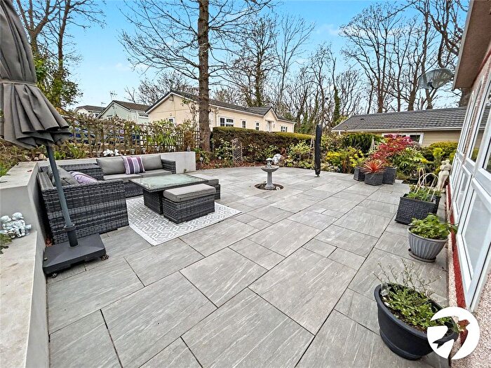 1 Bedroom Bungalow For Sale In Stonehill Woods Park, Old London Road, Sidcup, Kent, DA14