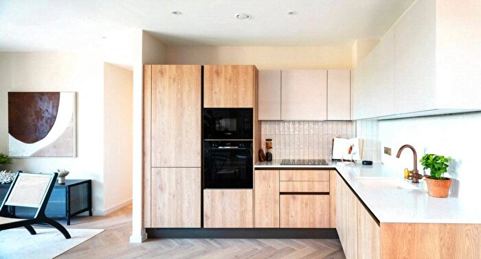 2 Bedroom Apartment For Sale In The Tipton, Kentish Town, NW5