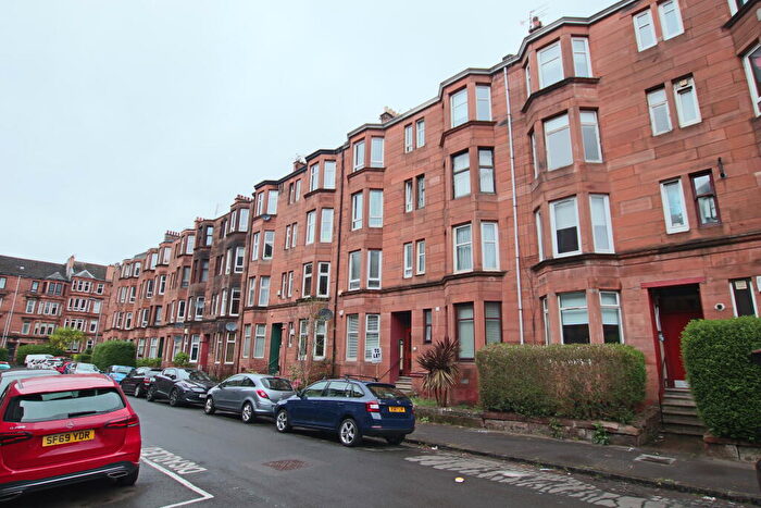 1 Bedroom Flat To Rent In Kennoway Drive, Thornwood, G11