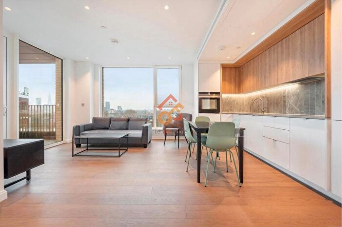 2 Bedroom Flat To Rent In Phoenix Court, Gasholder Place, London, SE11