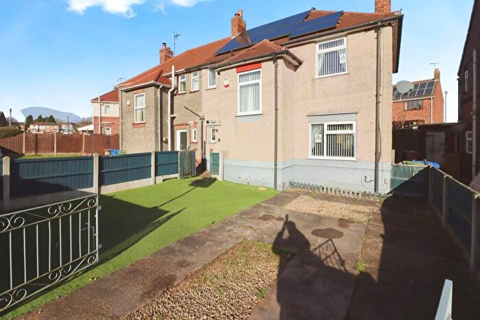 3 Bedroom Semi-Detached House For Sale In Brown Avenue, Mansfield Woodhouse, Mansfield, NG19