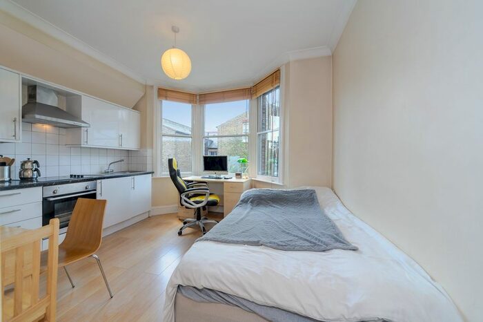 Studio To Rent In Holmdale Road, London, NW6