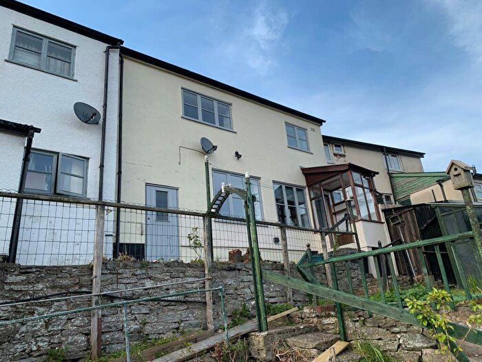 2 Bedroom House To Rent In Knighton, LD7