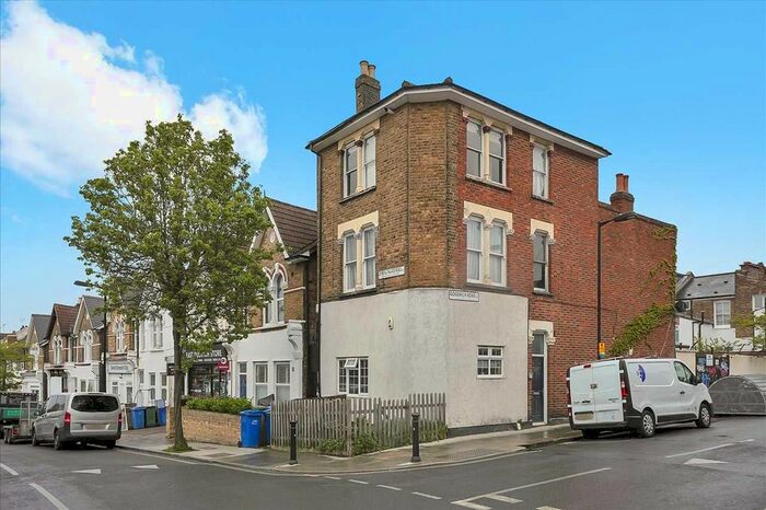 3 Bedroom Terraced House To Rent In Crystal Palace Road, London, SE22