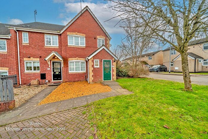 3 Bedroom Terraced House For Sale In Middleway, Cannock, WS12