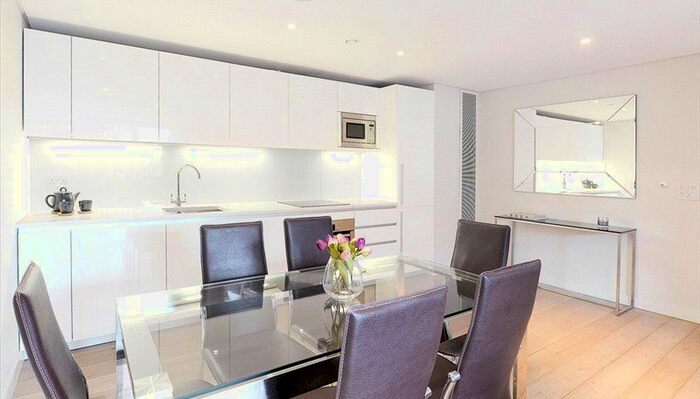 3 Bedroom Flat To Rent In Merchant Square, East Harbet Road, W2