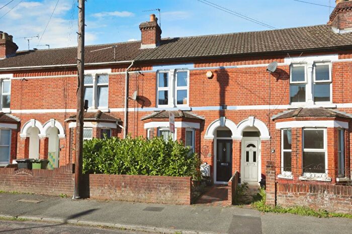 3 Bedroom Terraced House For Sale In Desborough Road, Eastleigh, SO50
