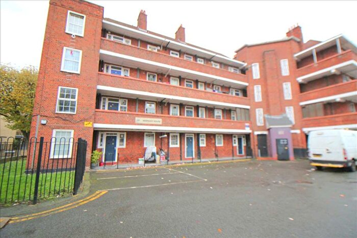 3 Bedroom Flat To Rent In Sebright House, Coate Street, Hackney, E2