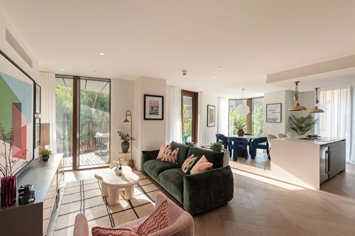 3 Bedroom Flat For Sale In Triptych, Bankside, SE1