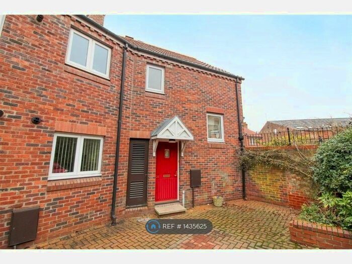 3 Bedroom End Of Terrace House To Rent In Bedern Bank, Ripon, HG4