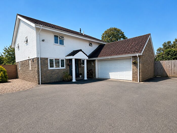 5 Bedroom Detached House For Sale In Greenore, Bristol, BS15