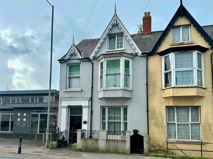 2 Bedroom Flat To Rent In The Basement Flat, London Road, Pembroke Dock, Pembrokeshire, SA72
