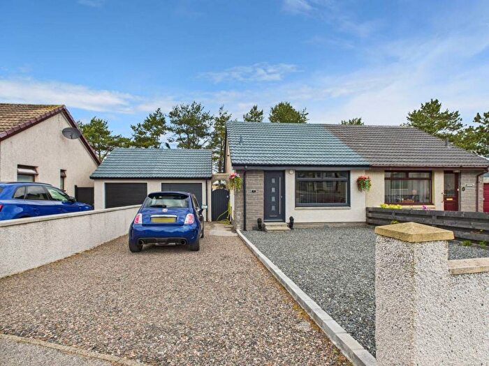 1 Bedroom Semi-Detached Bungalow For Sale In Aden Gardens, Peterhead, AB42