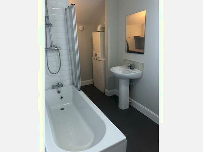 1 Bedroom Flat To Rent In High Street, Tranent, EH33