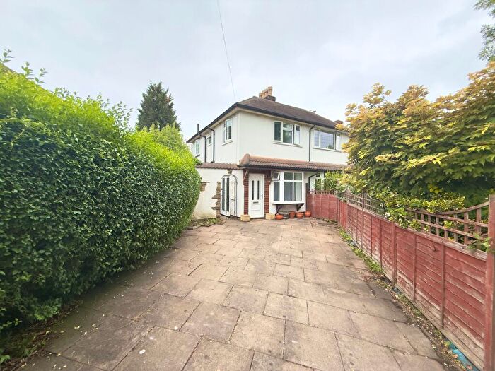 2 Bedroom House To Rent In Church Road, Stechford, B33