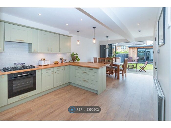 3 Bedroom End Of Terrace House To Rent In Stanford Road, London, SW16