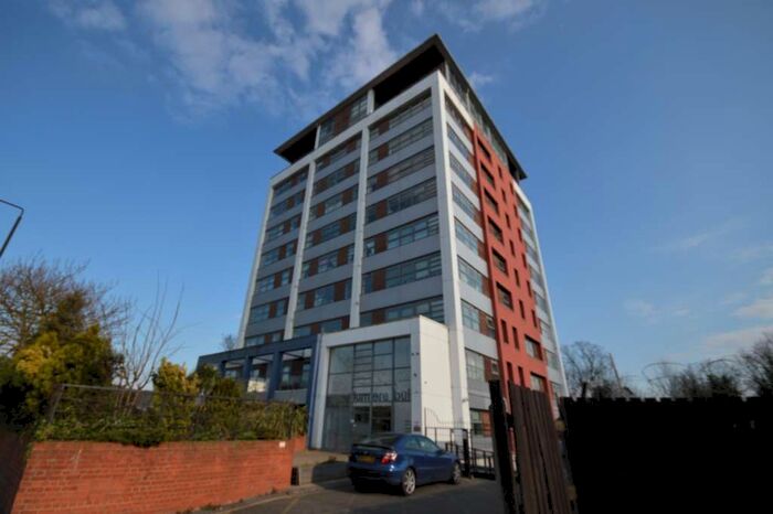 2 Bedroom Flat To Rent In Romford Road, London, E7