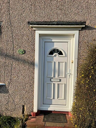 3 Bedroom End Of Terrace House To Rent In Dagenham, Essex, RM9