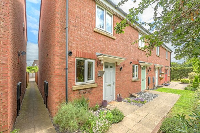 2 Bedroom End Of Terrace House For Sale In Halt Mews, Kingswinford, DY6