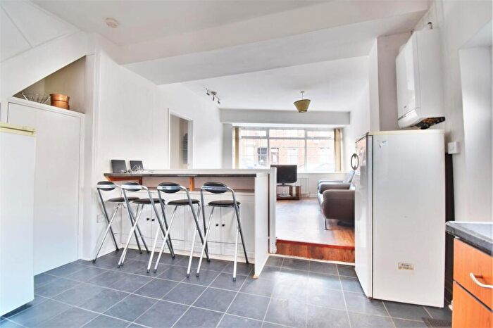 4 Bedroom House To Rent In Commonside, Sheffield, S10