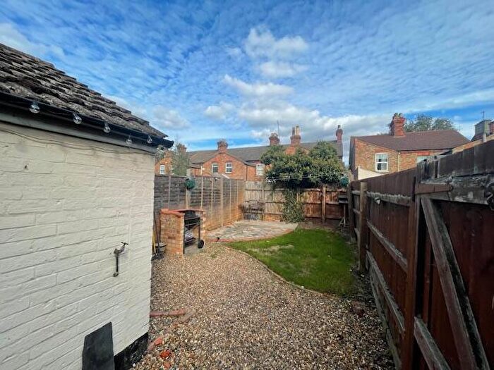 2 Bedroom Detached House To Rent In Denmark Street, MK40