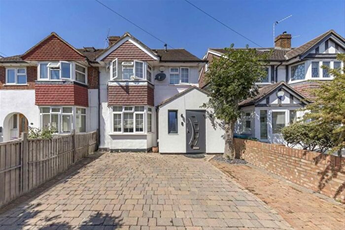 4 Bedroom Terraced House To Rent In Beech Way, Twickenham, TW2