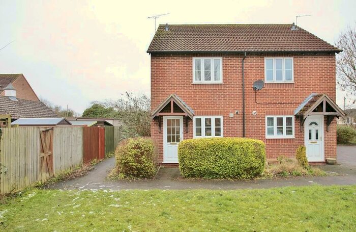 2 Bedroom Semi-Detached House To Rent In Bridus Mead, Blewbury, OX11