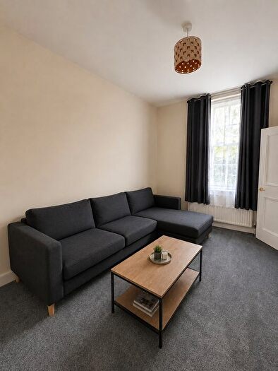 1 Bedroom Flat To Rent In Elderwood Place, London, SE27