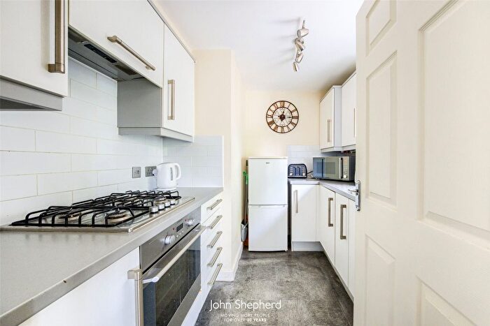 1 Bedroom Flat For Sale In Earlswood Way, Cannock, Staffordshire, WS11