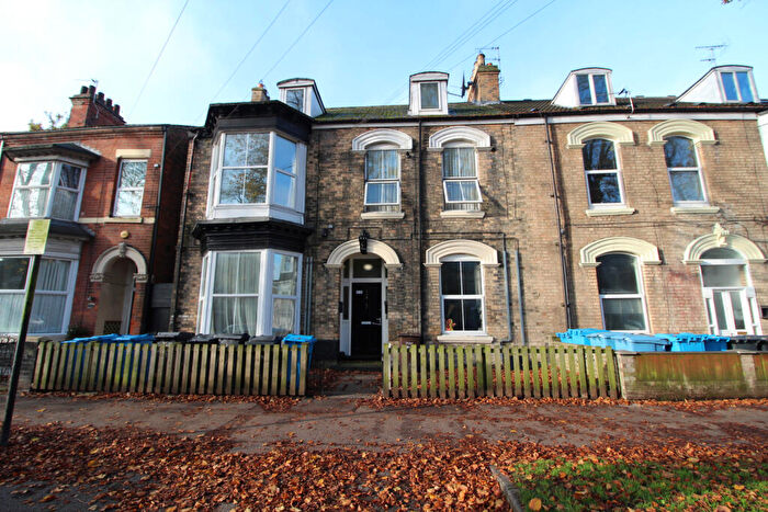 1 Bedroom Flat For Sale In Boulevard, Hull, HU3