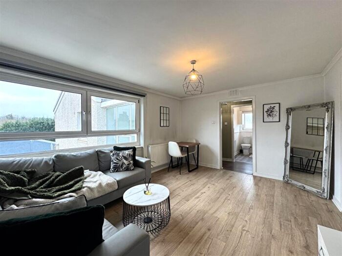 1 Bedroom Flat For Sale In Glebe Street, East Kilbride, G74