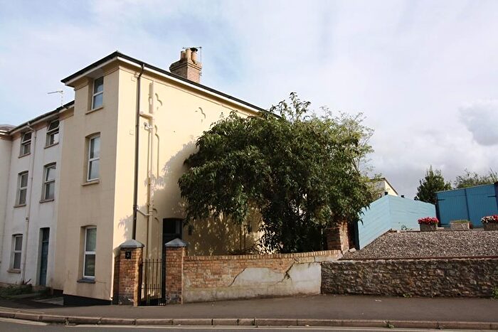 4 Bedroom Property To Rent In Trull Road, Taunton, TA1