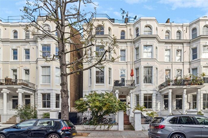 2 Bedroom Flat To Rent In Colville Gardens, London, W11