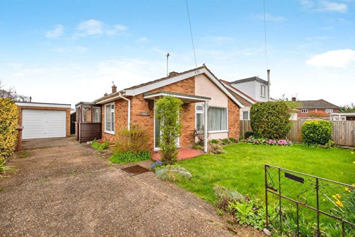 2 Bedroom Detached Bungalow For Sale In Recreation Road, Stalham, Norwich, NR12