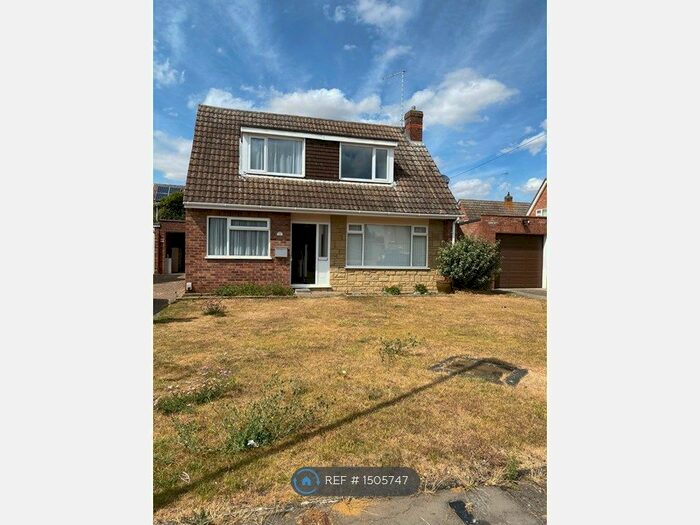 3 Bedroom Detached House To Rent In Camelia Close, Peterborough, PE4