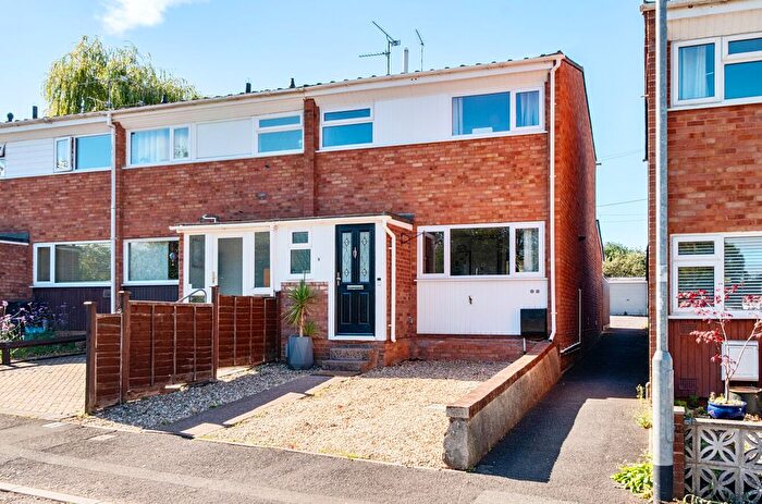 3 Bedroom End Terrace House For Sale In Brooklands Road, Rockwell Green, Wellington, Somerset, TA21