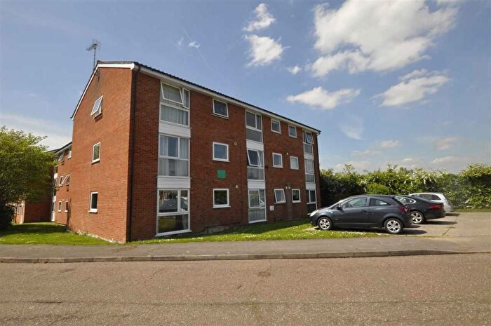 1 Bedroom Flat To Rent In Hogarth Court, Rembrandt Grove, Chelmsford, Essex, CM1