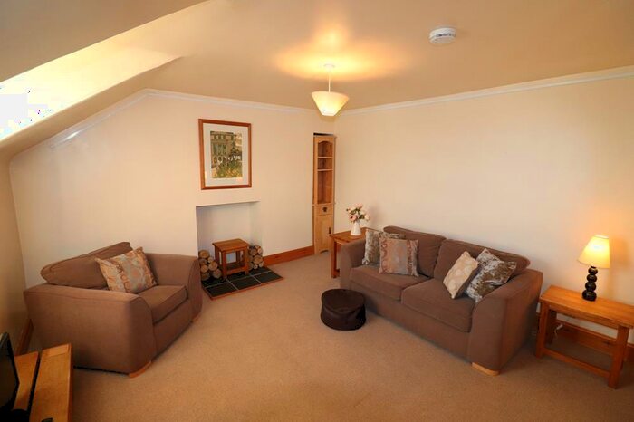 2 Bedroom Flat To Rent In Station Road, Dyce, AB21