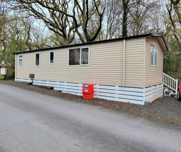 3 Bedroom House For Sale In Aberdunant Hall Holiday Park, Prenteg, Porthmadog, LL49