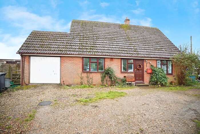 3 Bedroom Detached House For Sale In Bedlars Green, CM22