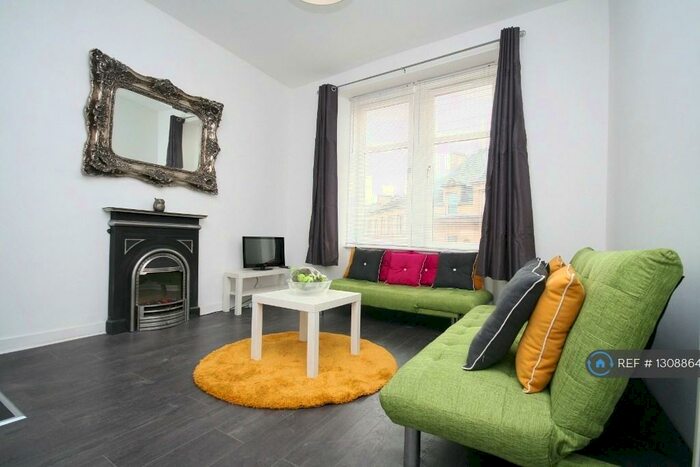 2 Bedroom Flat To Rent In London Road, Glasgow, G40