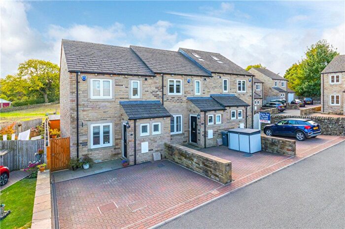 3 Bedroom Terraced House For Sale In Moor View, Addingham, Ilkley, LS29